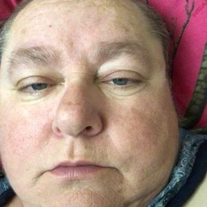 Meet your Posher, Laurie